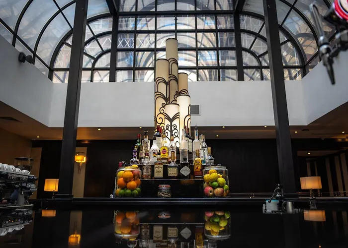 President Hotel London