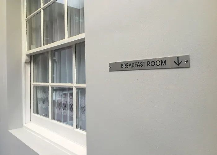 Royal Cambridge Hotel London