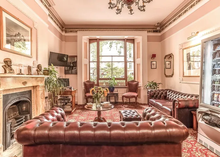 Dolphin Hotel London