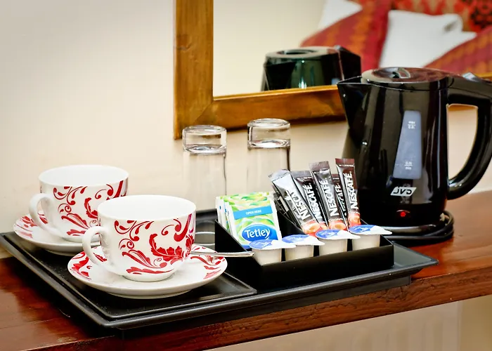 Leigh House Hotel London