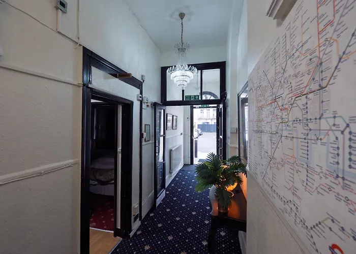 St George Hotel London