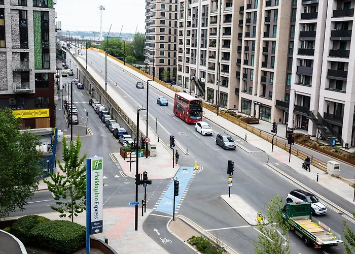 Holiday Inn Express Royal Docks By Ihg London