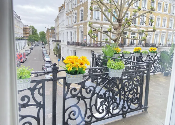 Trebovir Hotel London