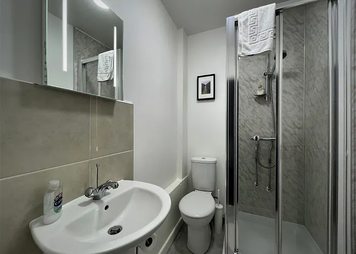 The Gateway Hotel London
